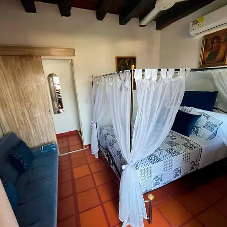Casa Colonial Serrezuela