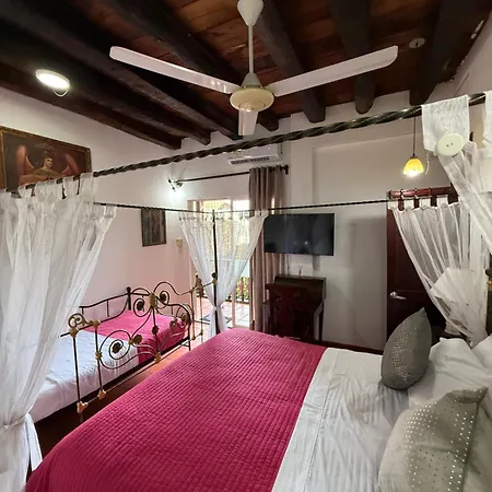 Bed & Breakfast Casa Colonial Serrezuela
